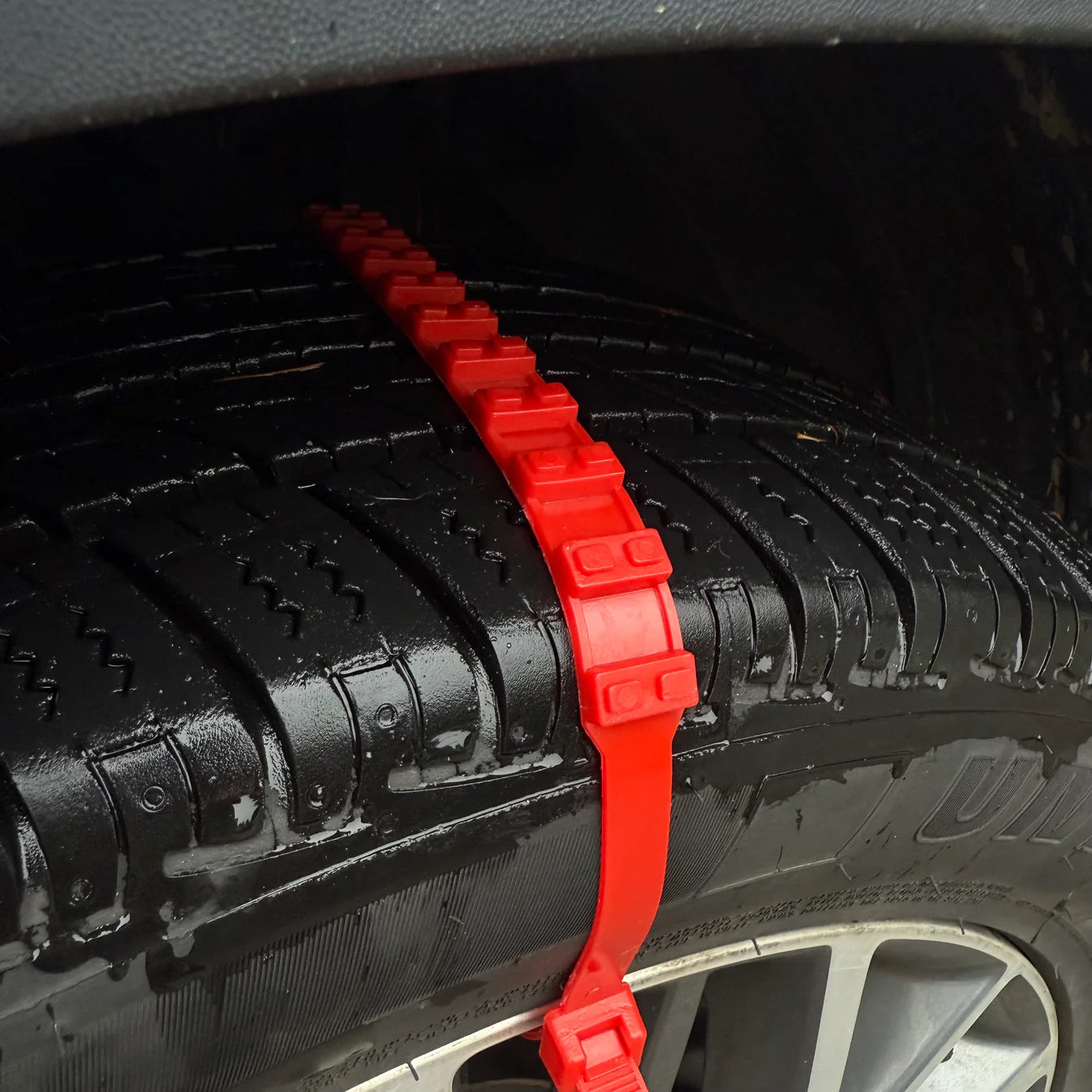 TRAKX Tire Traction Straps